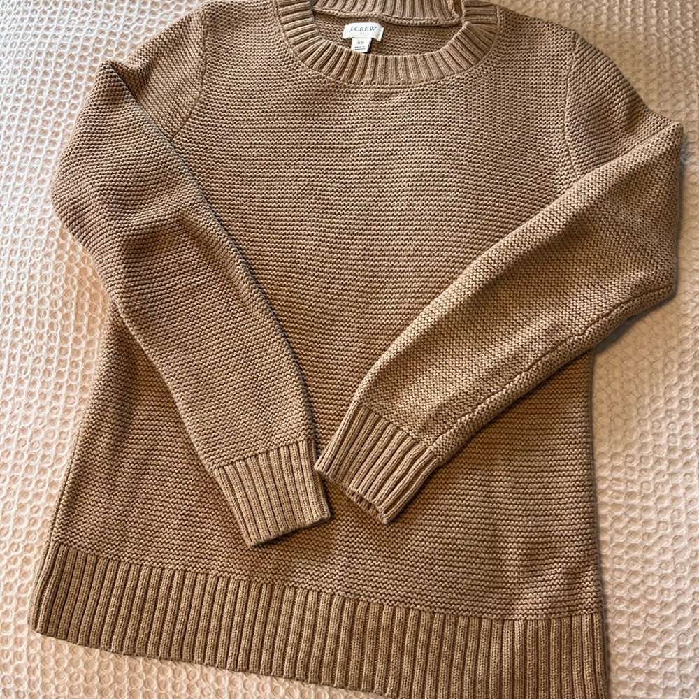 Size XS pullover J. Crew sweater